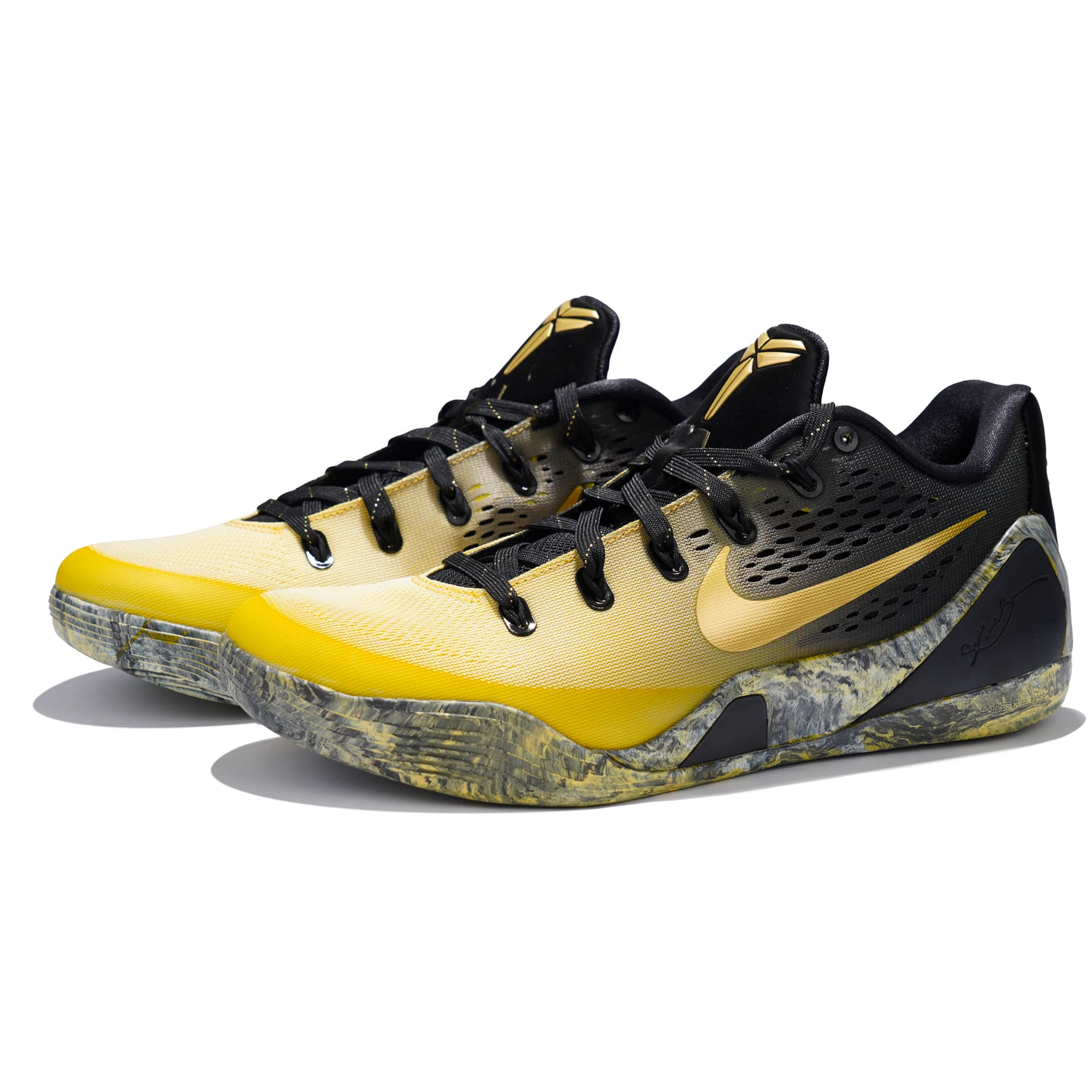 Кроссовки для баскетбола Nike Kobe 9 - изображение 3