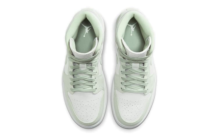 Ретро баскетбольные кроссовки Jordan Air Jordan 1 Mid "Spruce Aura" — фото 4