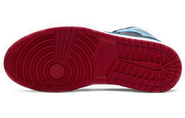 Ретро баскетбольные кроссовки Jordan Air Jordan 1 Retro High OG "UNC to Chicago" - изображение 6