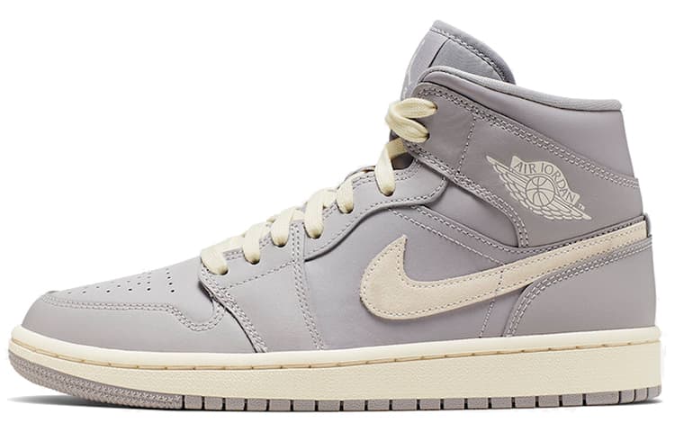 Ретро баскетбольные кроссовки Jordan Air Jordan 1 Mid "Light Bone"