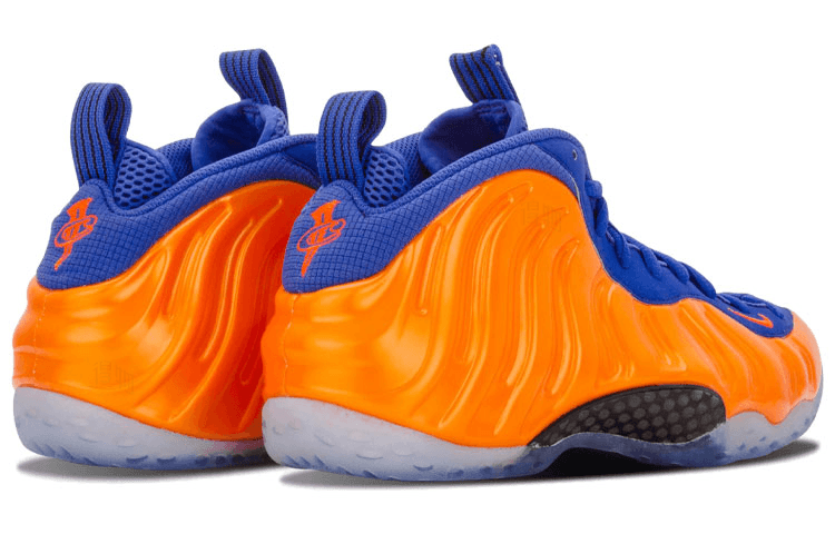 Ретро баскетбольные кроссовки Nike Foamposite One Knicks - изображение 3