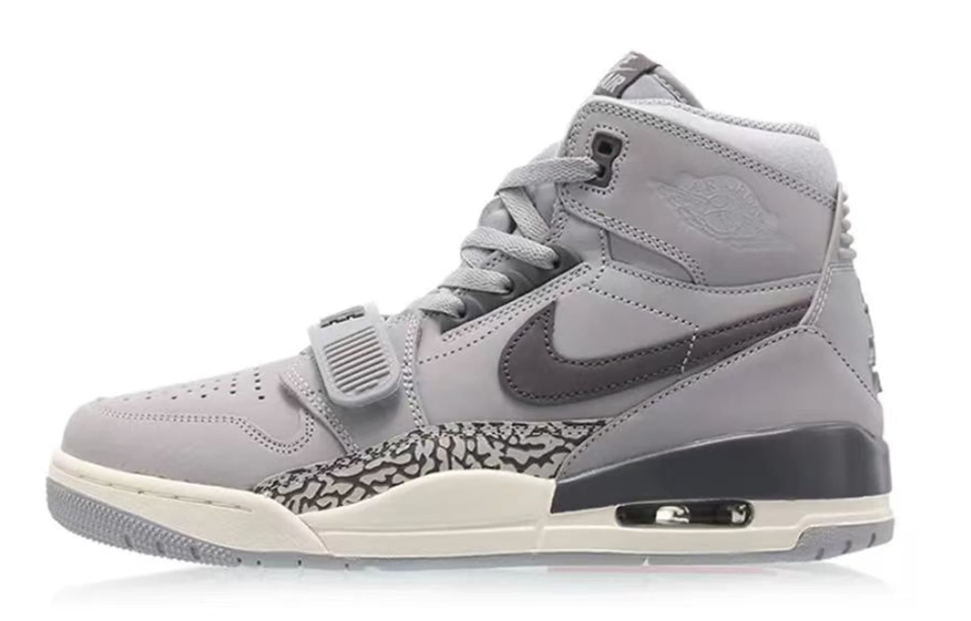 Ретро баскетбольные кроссовки Jordan Legacy 312 "Galactic Letter" - изображение 5