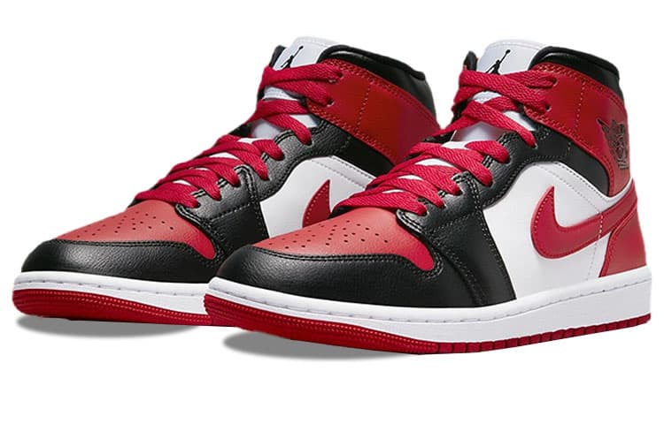 Ретро баскетбольные кроссовки Jordan Air Jordan 1 Mid "Bred Toe" — фото 3