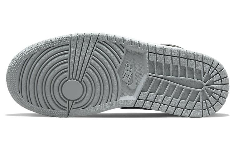Ретро баскетбольные кроссовки Jordan Air Jordan 1 Mid "Shadow" — фото 6