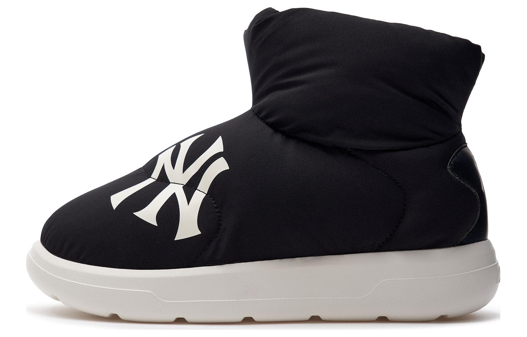 Ботинки зимние MLB Chunky Classic A FLEECE Bouncer - изображение 1