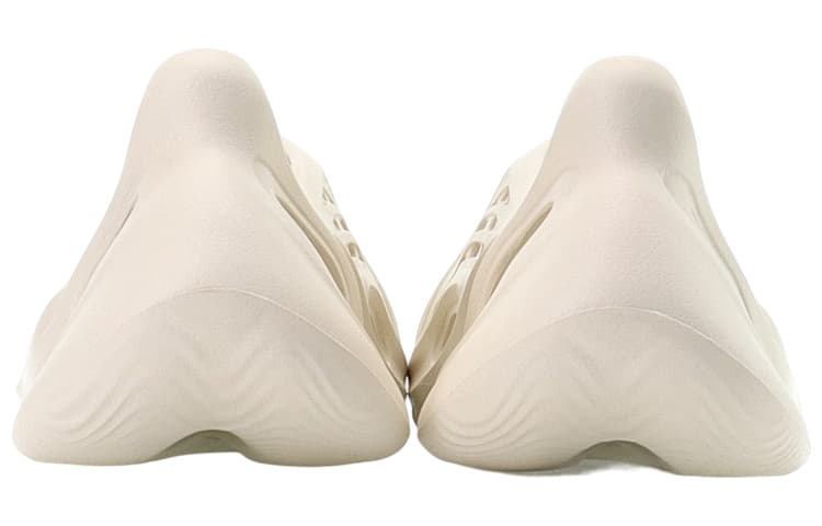Сабо adidas Yeezy Foam Runner "Sand" - изображение 5