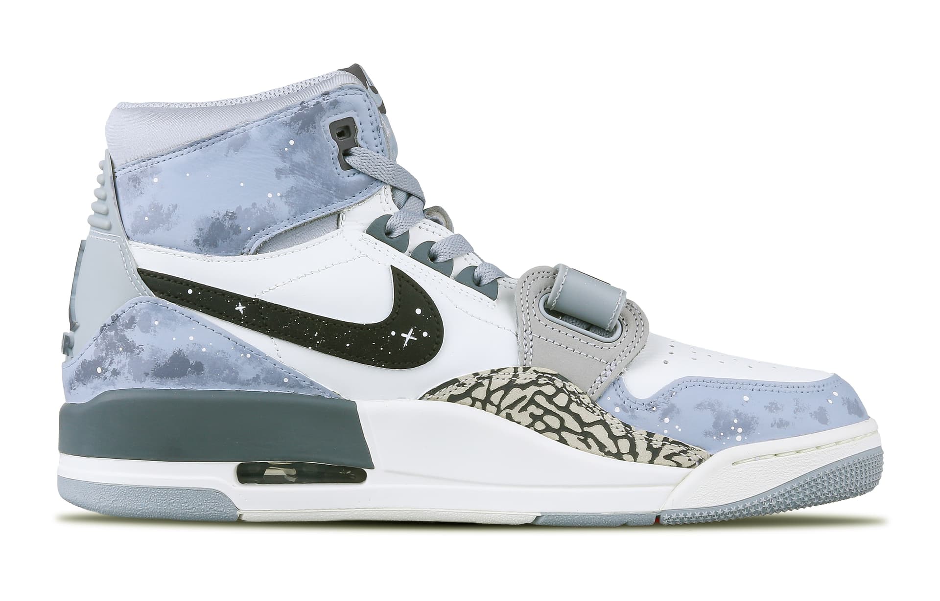 Ретро баскетбольные кроссовки Jordan Legacy 312 "Galactic Letter" - изображение 2