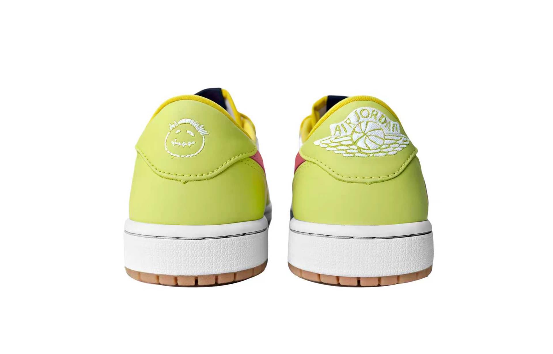 Ретро баскетбольные кроссовки Travis Scott x Air Jordan 1 Low "Light Green" - изображение 4