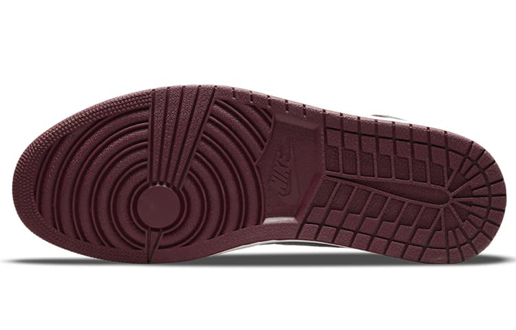 Ретро баскетбольные кроссовки Jordan Air Jordan 1 High OG "Bordeaux" - изображение 6