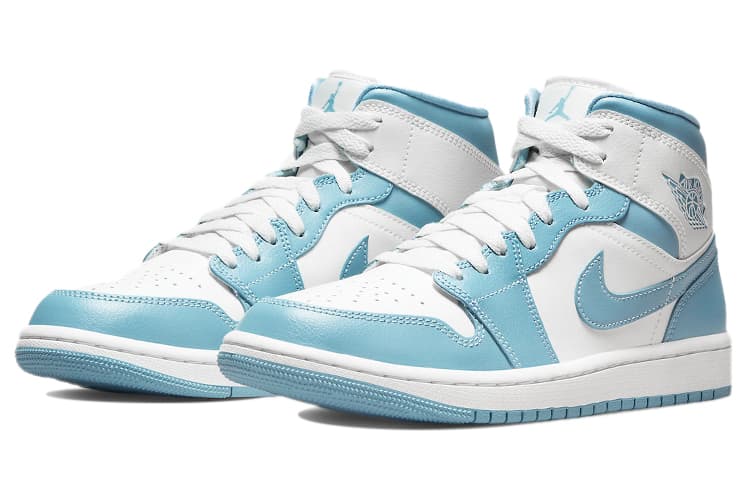 Ретро баскетбольные кроссовки Air Jordan 1 Mid "University Blue" - изображение 3