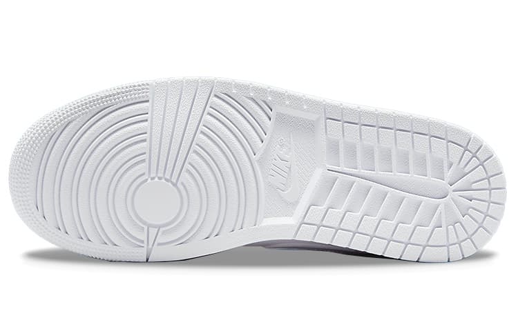 Ретро баскетбольные кроссовки Jordan Air Jordan 1 Low "Triple White" - изображение 6