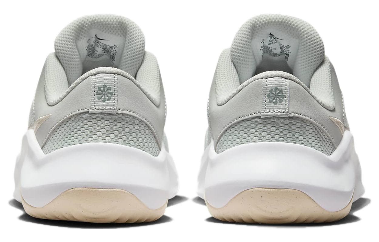 Кроссовки для спортзала Nike Legend Essential 3 - изображение 5