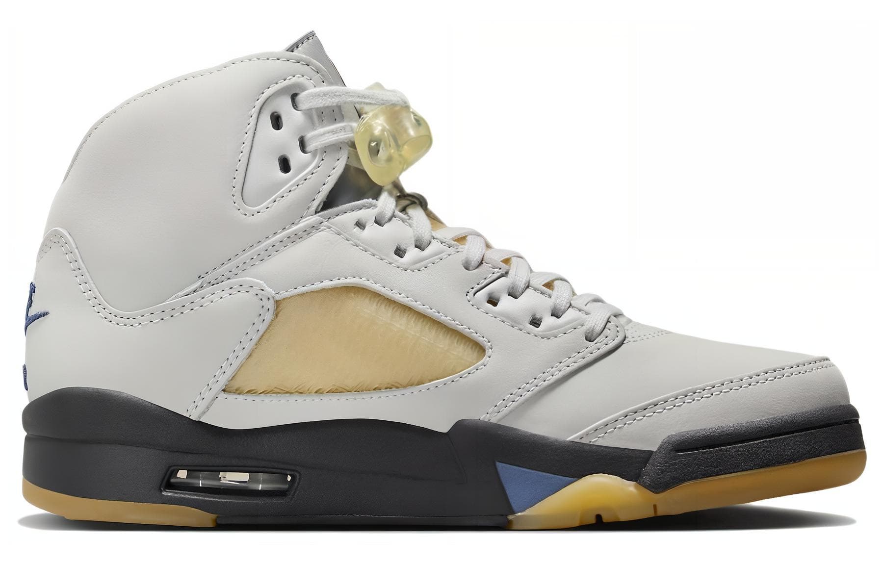 Ретро баскетбольные кроссовки A MA MANIÉRE x Air Jordan 5 "Photon Dust" - изображение 2
