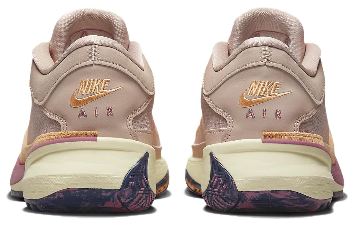 Кроссовки для баскетбола Nike Freak 5 - изображение 5