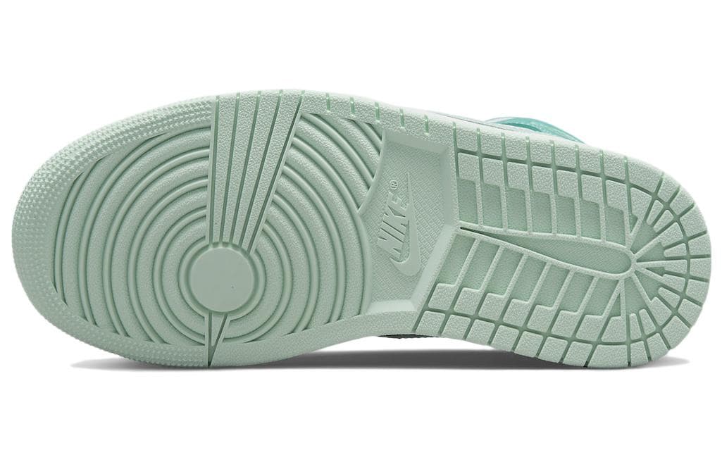 Ретро баскетбольные кроссовки Jordan Air Jordan 1 Mid "Marine Green" — фото 6