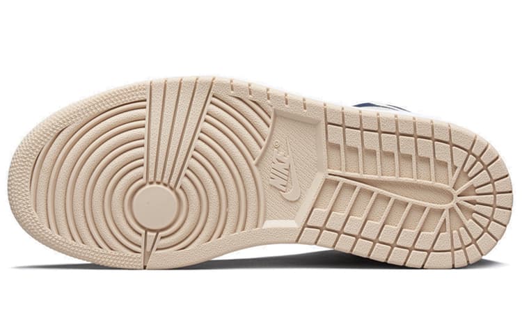 Ретро баскетбольные кроссовки Jordan Air Jordan 1 Retro Premium Midnight Navy Light Cream — фото 5