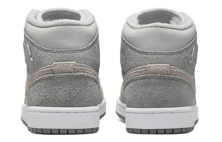 Ретро баскетбольные кроссовки Jordan Air Jordan 1 Mid SE — фото 5