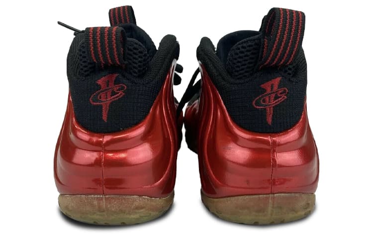 Ретро баскетбольные кроссовки Nike Foamposite One Metallic Red - изображение 4