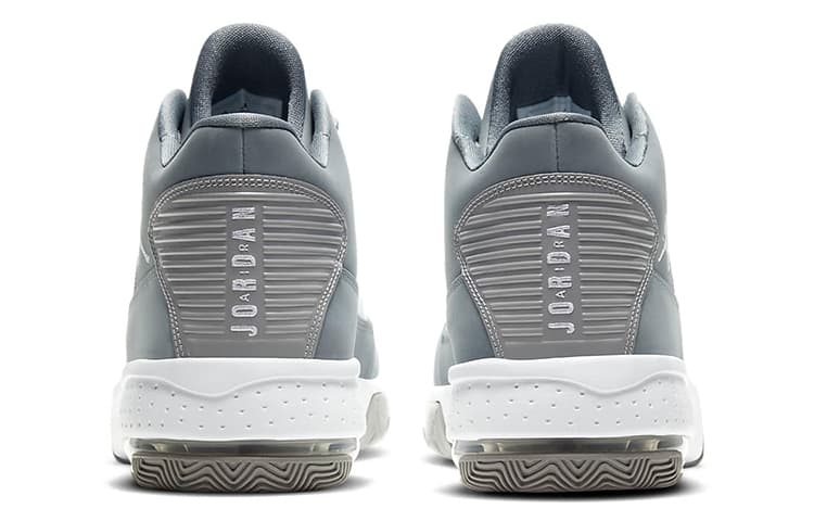 Ретро баскетбольные кроссовки Jordan Max Aura 2 - изображение 5