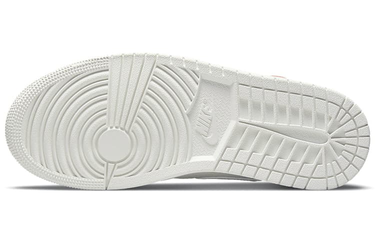 Ретро баскетбольные кроссовки Jordan Air Jordan 1 Mid "To My First Coach" — фото 6