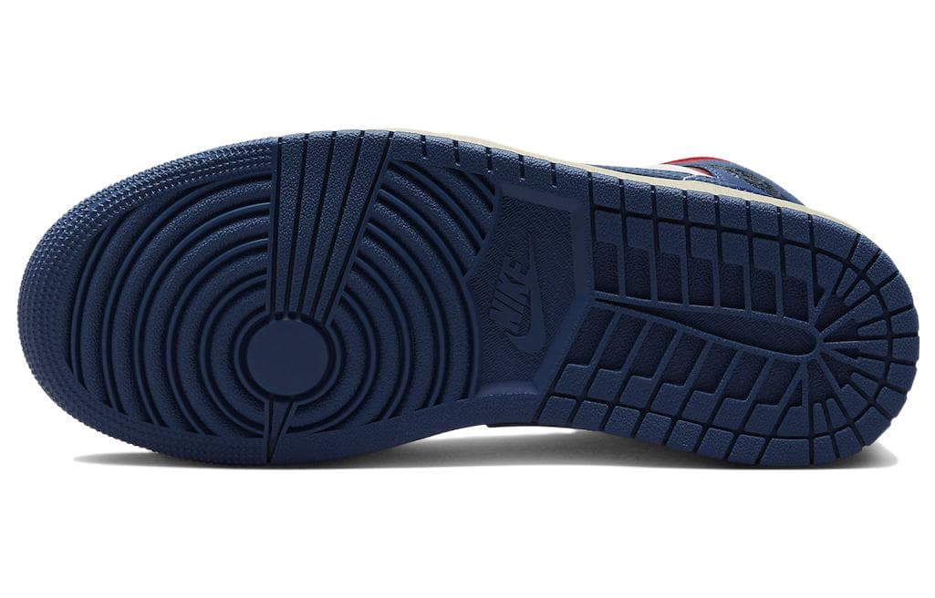 Ретро баскетбольные кроссовки Jordan Air Jordan 1 Mid "French Blue" - изображение 6