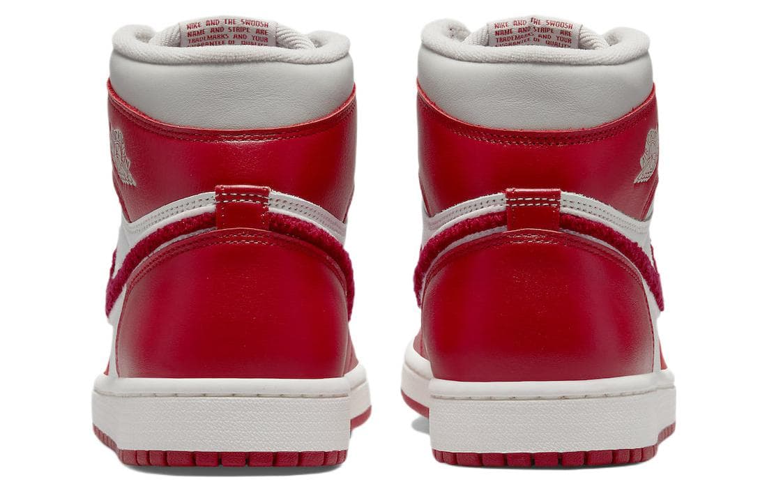 Ретро баскетбольные кроссовки Jordan Air Jordan 1 Retro High OG "Newstalgia Chenille" - изображение 5