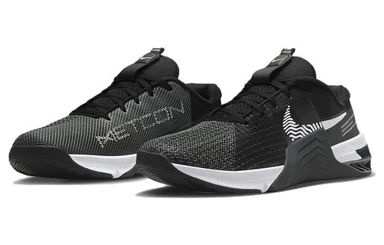 Кроссовки для спортзала Nike Metcon 8 FlyEase - изображение 3