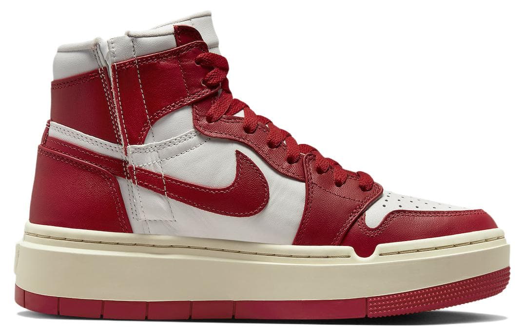 Ретро баскетбольные кроссовки Jordan Air Jordan 1 High "Varsity Red" — фото 2