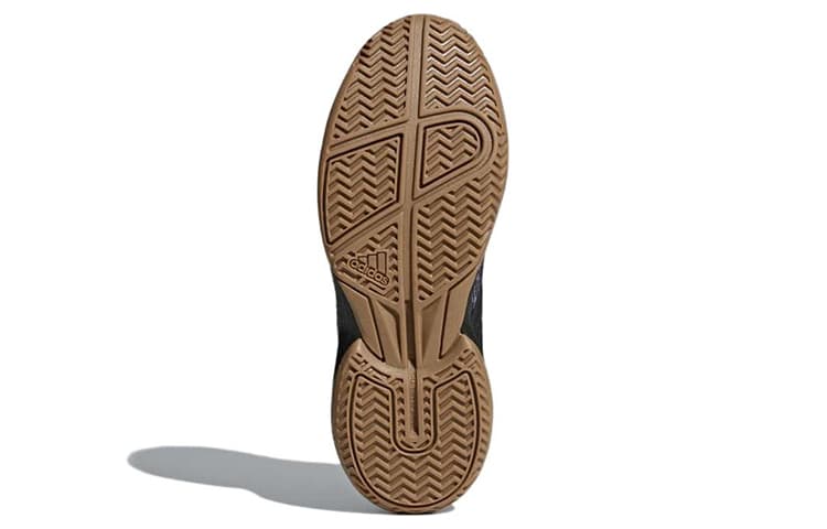 Кроссовки для спортзала adidas Ligra 6 - изображение 6