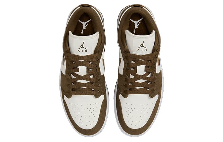 Ретро баскетбольные кроссовки Jordan Air Jordan 1 Low SE "Light Olive" — фото 4