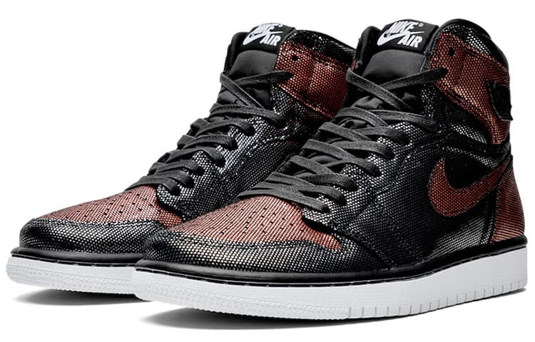 Ретро баскетбольные кроссовки Jordan Air Jordan 1 "Fearless" - изображение 3