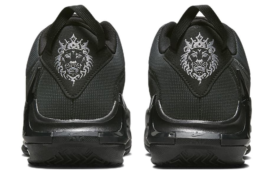 Кроссовки для баскетбола Nike LeBron Witness 7 - изображение 5