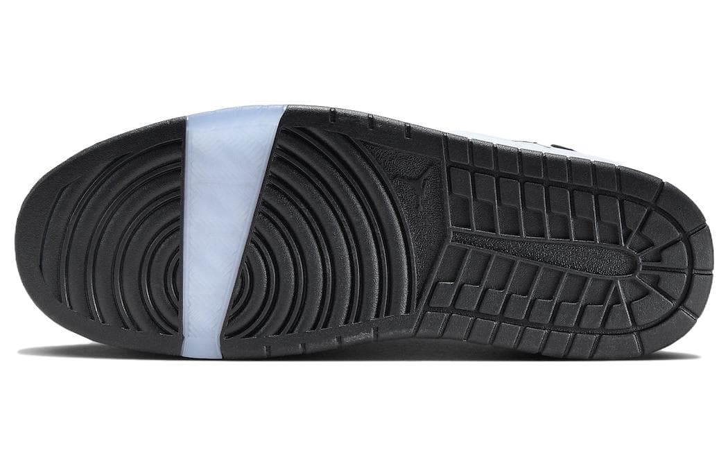 Ретро баскетбольные кроссовки Jordan Nu Retro 1 Low Black White - изображение 6