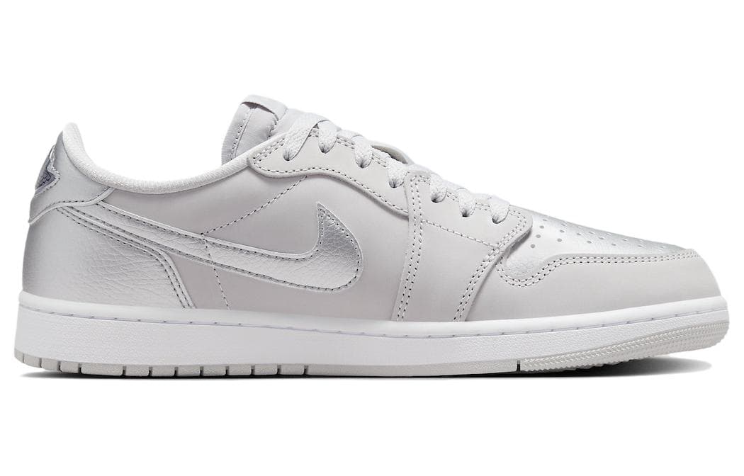 Ретро баскетбольные кроссовки Jordan Air Jordan 1 Low OG "Metallic Silver" - изображение 2