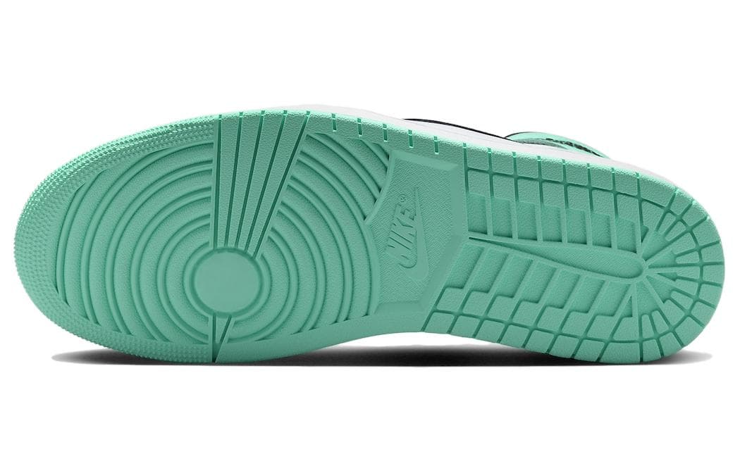Ретро баскетбольные кроссовки Jordan High OG "Green Glow" - изображение 6