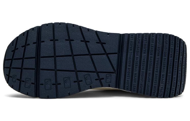 Кроссовки MLB Yankees Dad Shoes Black - изображение 5