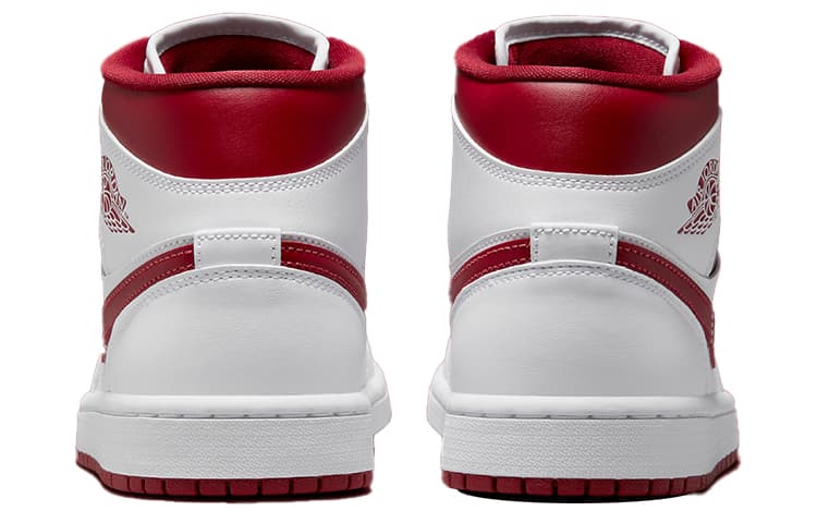 Ретро баскетбольные кроссовки Jordan Air Jordan 1 Mid "Reverse Chicago" — фото 5