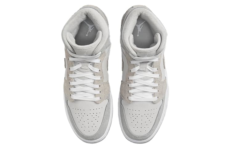 Ретро баскетбольные кроссовки Jordan Air Jordan 1 Mid SE — фото 4