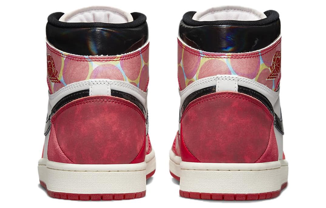 Ретро баскетбольные кроссовки Jordan Air Jordan 1 Retro High OG "Next Chapter" - изображение 5