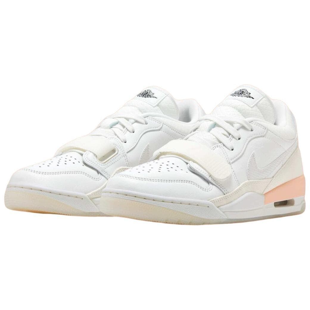Ретро баскетбольные кроссовки Jordan Air Jordan 1 Low WMNS - изображение 3