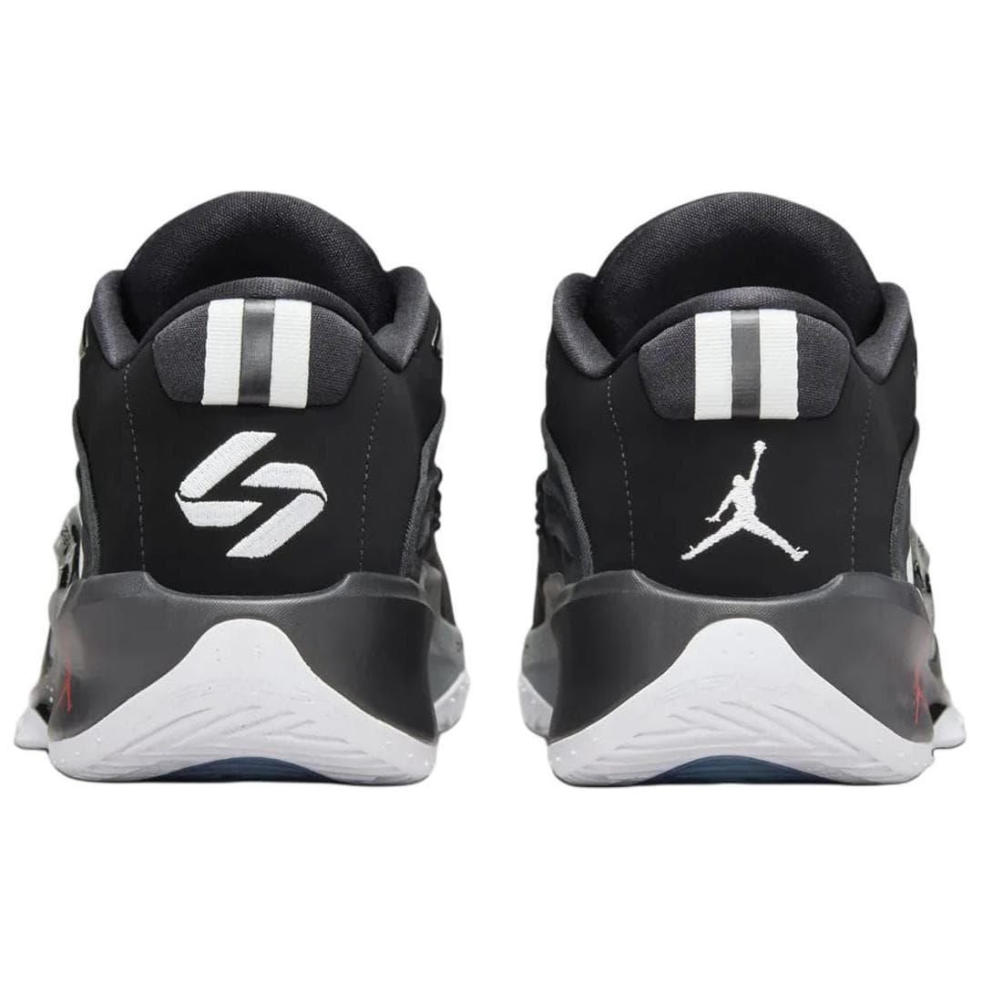 Кроссовки для баскетбола Jordan x Luka 3 PF "Speedway" Универсальные противоскользящие износостойкие баскетбольные кроссовки унисекс черно-бело-красные - изображение 4