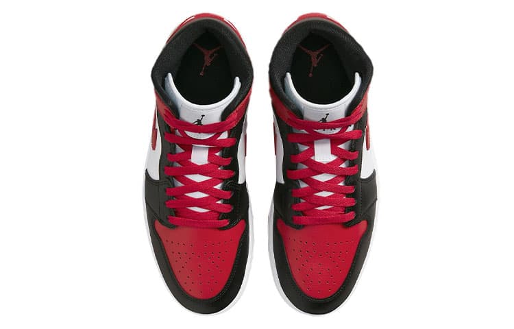 Ретро баскетбольные кроссовки Jordan Air Jordan 1 Mid "Bred Toe" — фото 4