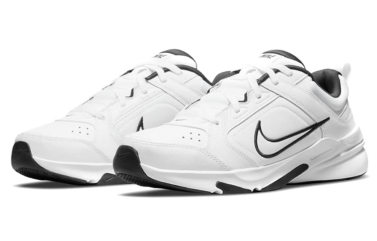 Кроссовки для спортзала Nike Defyallday White Black - изображение 3