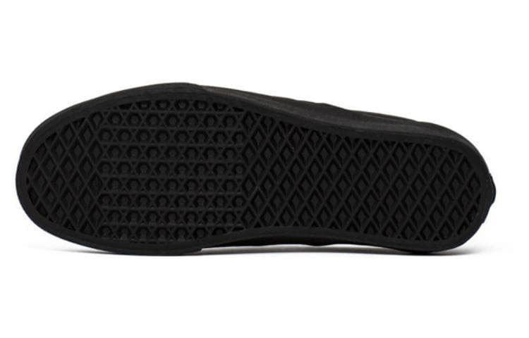 Кеды KARL LAGERFELD x Vans Classic Slip-On Quilt - изображение 5