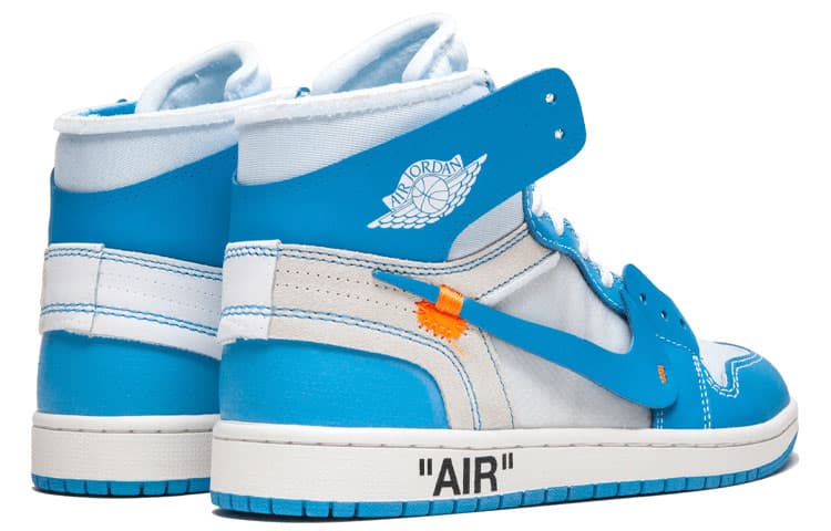 Ретро баскетбольные кроссовки OFF-WHITE x Air Jordan 1 Retro High OG "UNC" - изображение 4