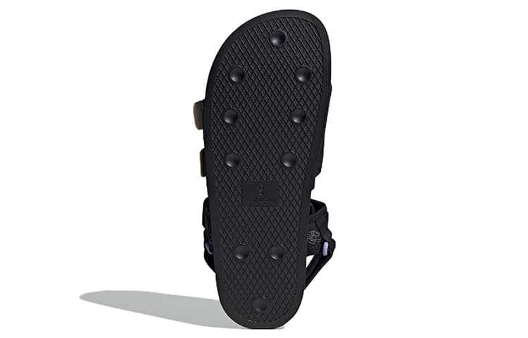 Сандалии с ремешком adidas Adilette 4.0 - изображение 6