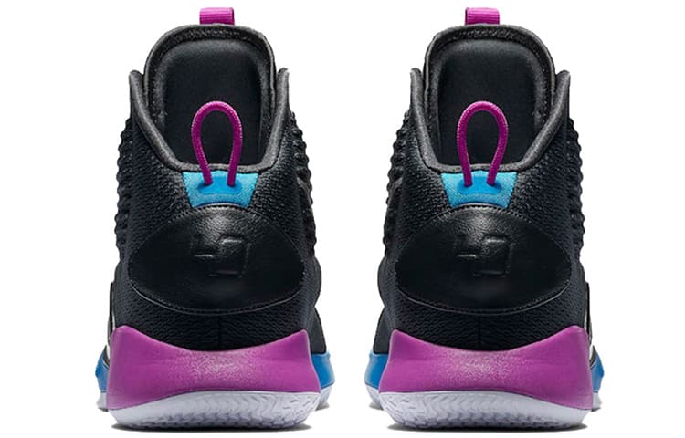 Кроссовки для баскетбола Nike Hyperdunk X - изображение 4
