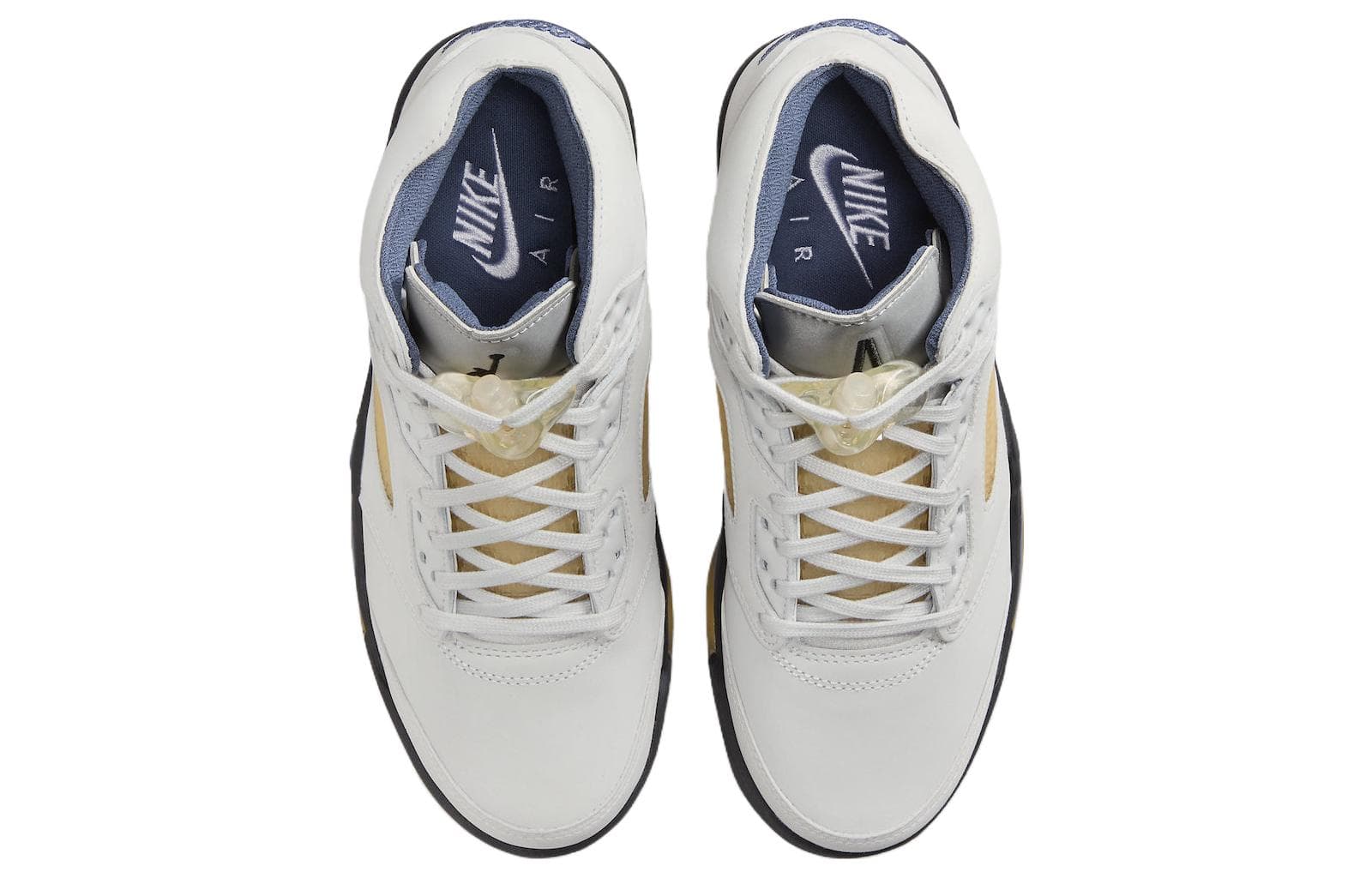 Ретро баскетбольные кроссовки A MA MANIÉRE x Air Jordan 5 "Photon Dust" - изображение 4