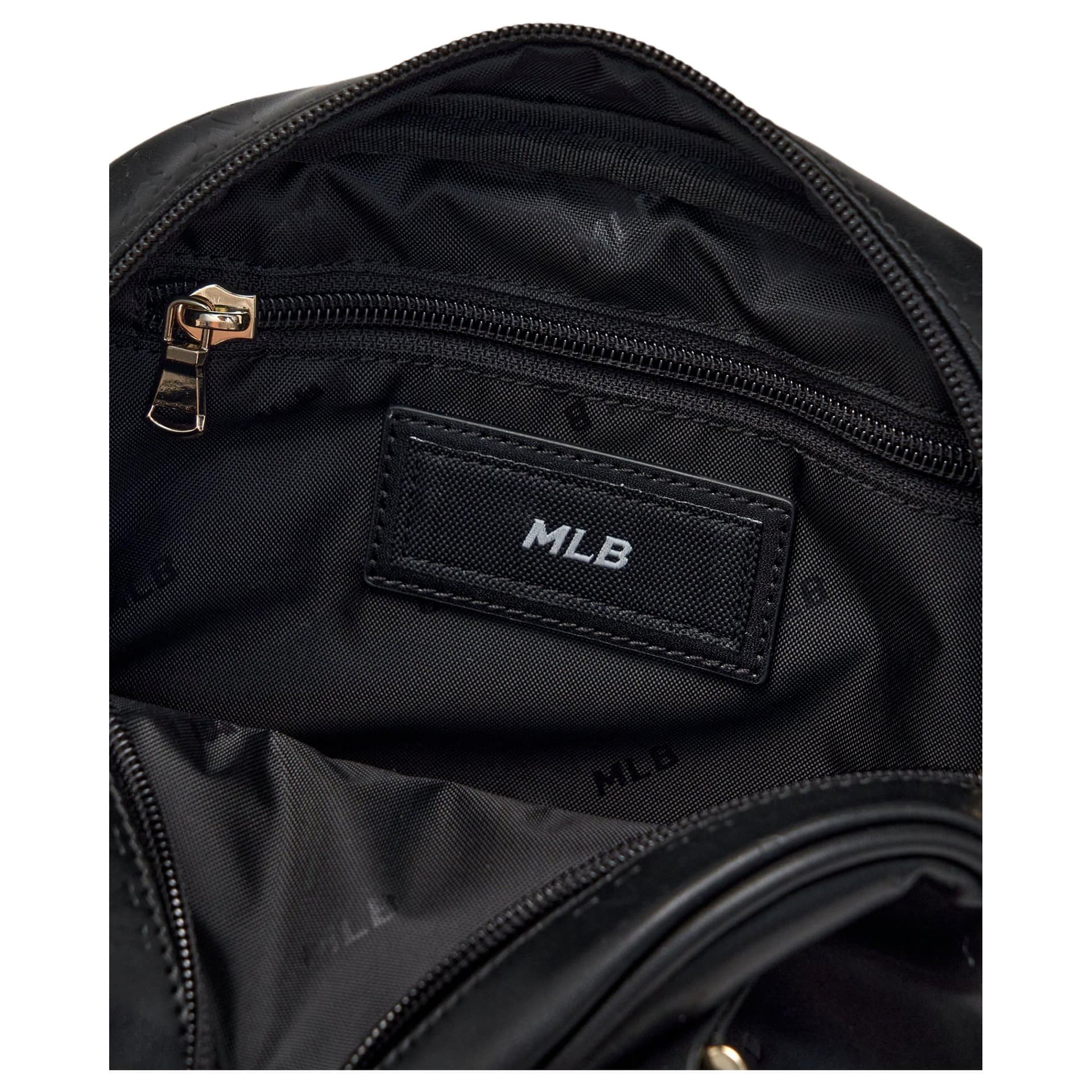Сумка MLB Artificial Leather Crossbody Bag Baby Black MLB Искусственная кожа через плечо сумка для малыша черного цвета - изображение 6