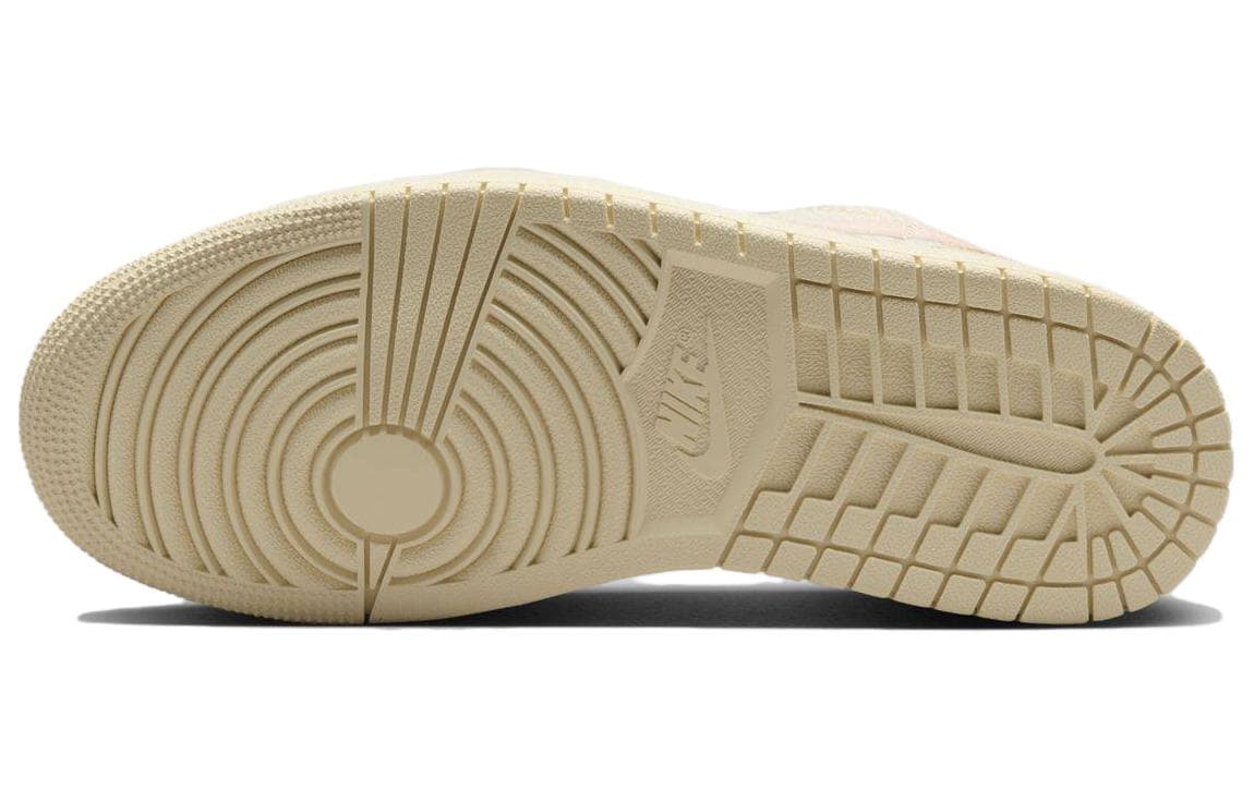 Ретро баскетбольные кроссовки Jordan Air Jordan 1 Low Beige — фото 6